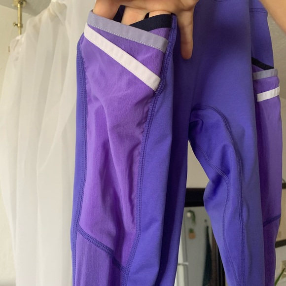 Fabletics Trinity Mid-Rise Pocket 7/8 - Picture 6 of 8